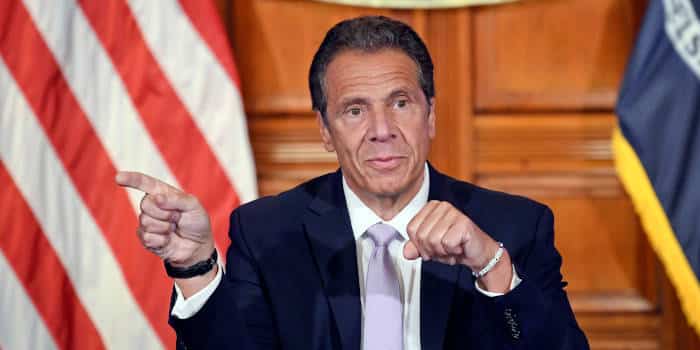 สมาชิกกรรมการบริษัท MGM คือ Barry Diller สนับสนุน Andrew Cuomo เพื่อเป็นประธานเมืองนิวยอร์ก