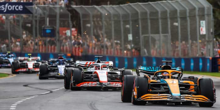 2025 ออสเตรเลีย GP สูตร 1 ออด, เวลา, และการพยากรณ์