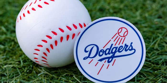 ลอสแองเจลิส ดอดเจอส ปะทะ ชิคาโก คับส โอดส์ 2025 MLB ออดส์ เวลา และการทำนาย