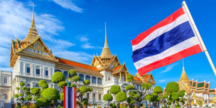 ทนายธรรมถูกกล่าวหาทรยศกินเงินค่าสมทบสำหรับการพนัน